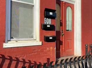 608 N Queen St APT 1, Lancaster, PA