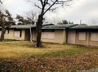 180 Elm Pass Rd, Center Point, TX 78010