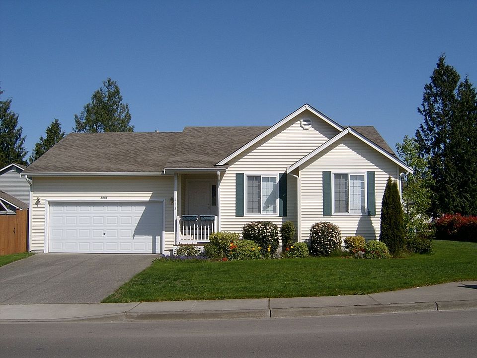 1st image of 6113 76th Ave NE