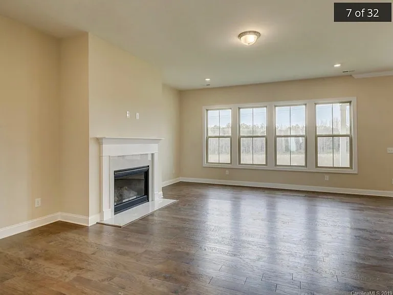 120 Enclave Meadows Ln — Photo 7