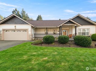 9069 Eagle Point Loop Rd SW, Camp Murray, WA 98430