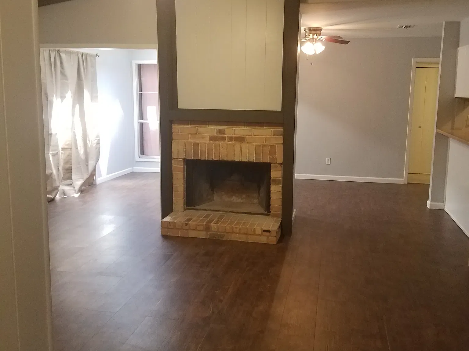 2BR/2BA Single-Family Home with Fireplace — Photo 2