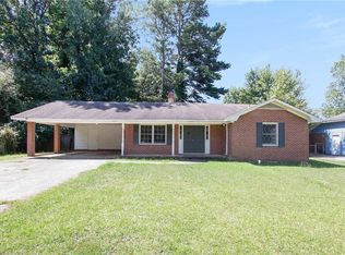 1529 Cardinal Rd, Jonesboro, GA 30238