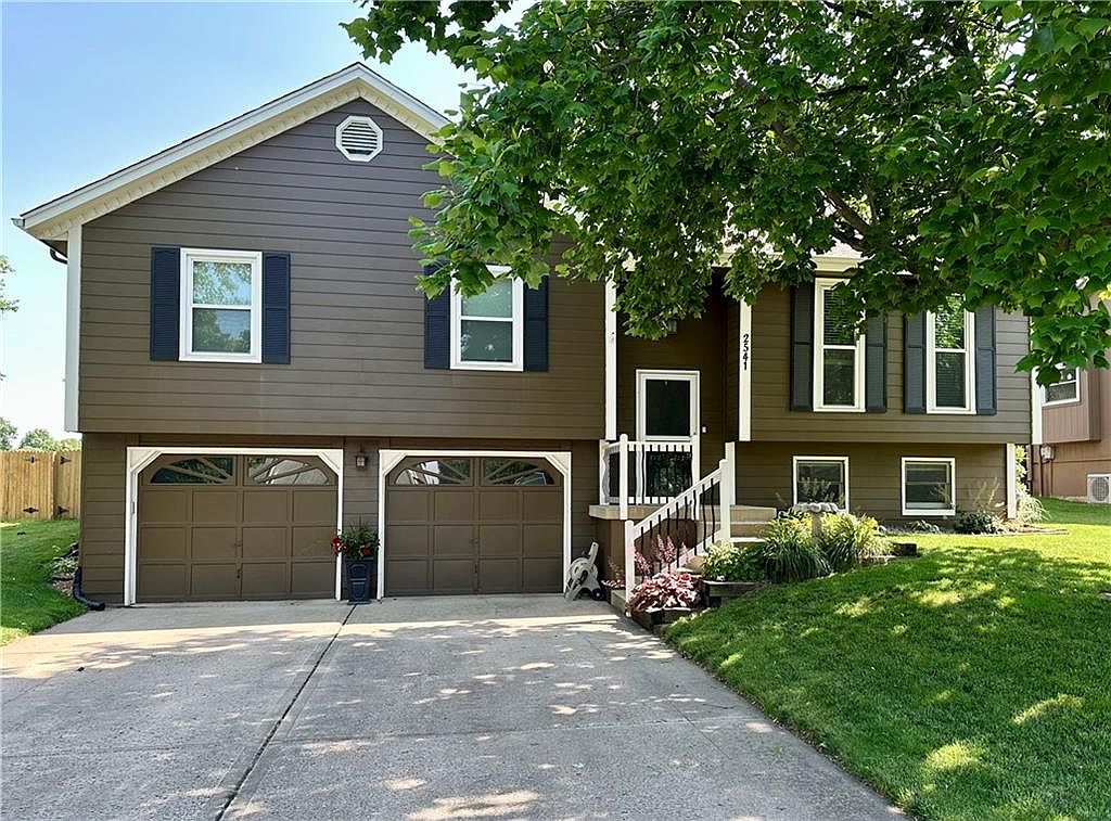 House on the Hill 3点セット Lego Creator 5771 Hillside House 3 in 1 Building Set Complete with