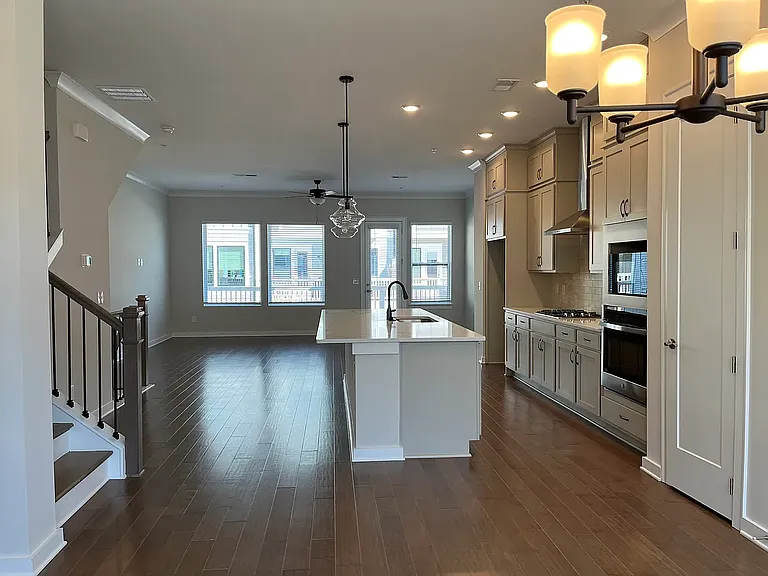 840 Kenway Ave — Photo 6