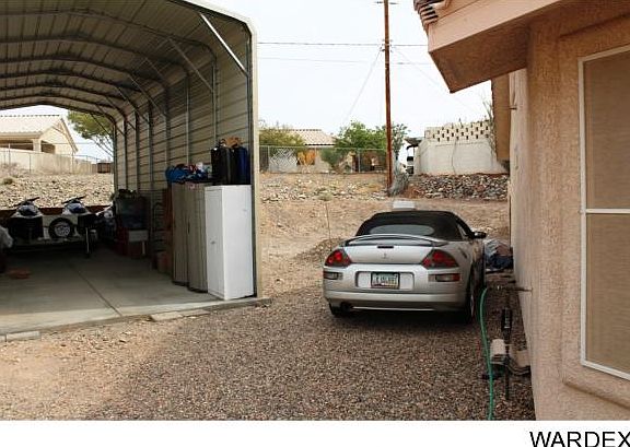 4th image of 1050 Paiute Pl