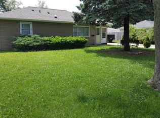 115 Ball Ave, Carpentersville, IL 60110