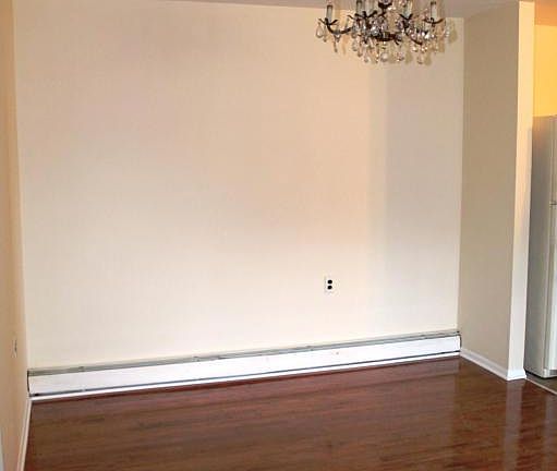 4th image of 1853 Hovsons Blvd