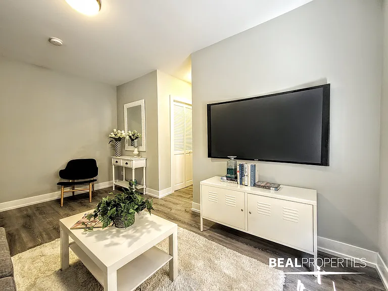 427 West Belden — Photo 44