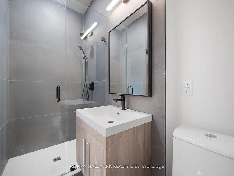 547 Indian Rd #3 — Photo 30