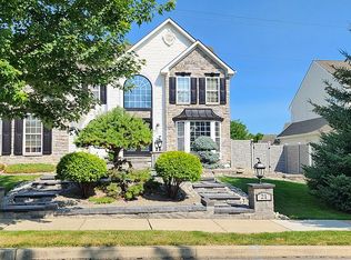 21 Clover Hollow Rd, Easton, PA 18045