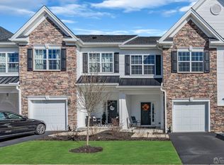 1521 Paxton Ln, Monroe Township, NJ 08831