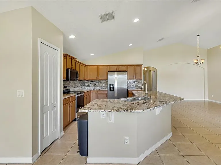 12608 Iris Lake Dr — Photo 8