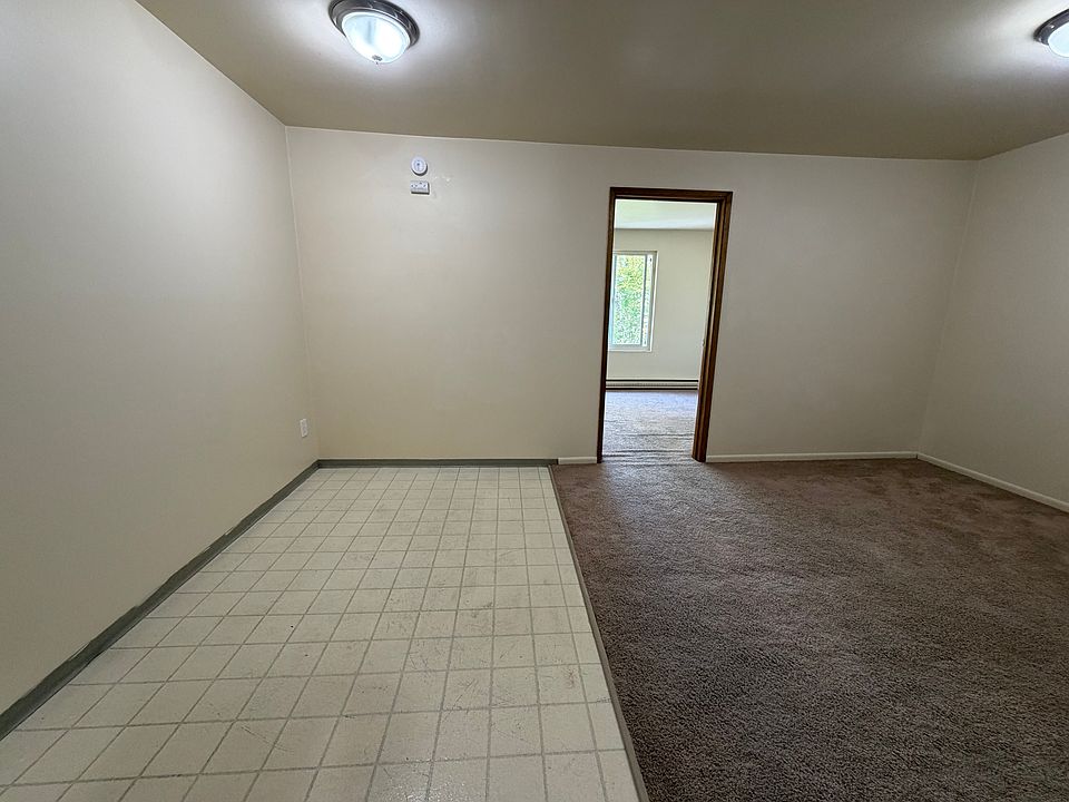 1st image of 5036 15th Ave NE #Na3005