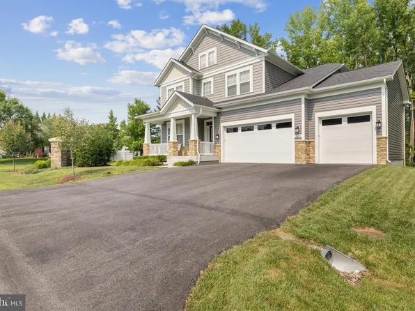 7803 Truitt Ln, Severn, MD 21144