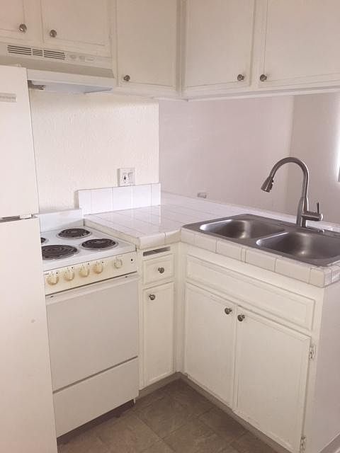 2nd image of 3843 Cherokee Ave APT 3