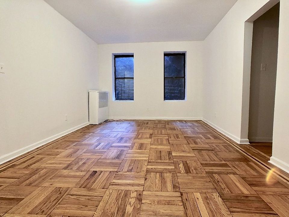 1st image of 44 Bennett Ave APT 1H