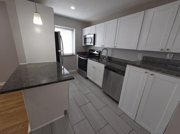 24 Colgate Rd APT 9, Roslindale, MA 02131