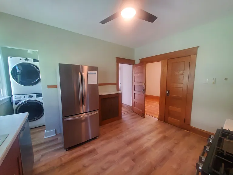 38 Summit Ave #2 — Photo 29