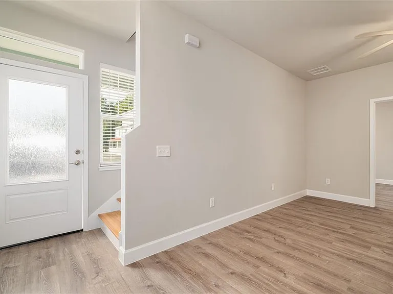 622 NW 3rd Ave #5 — Photo 21