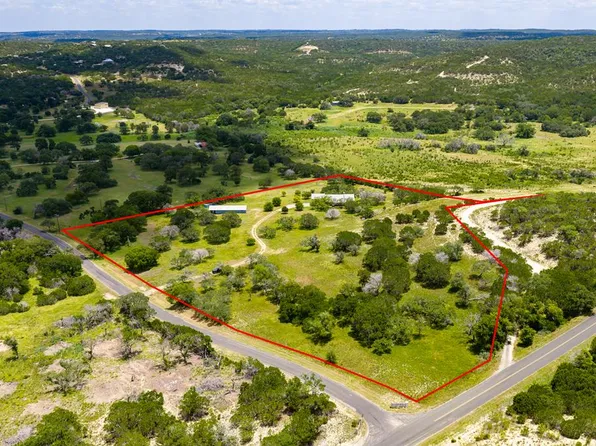 119 Pecan Valley Rd E, Center Pt, TX 78010