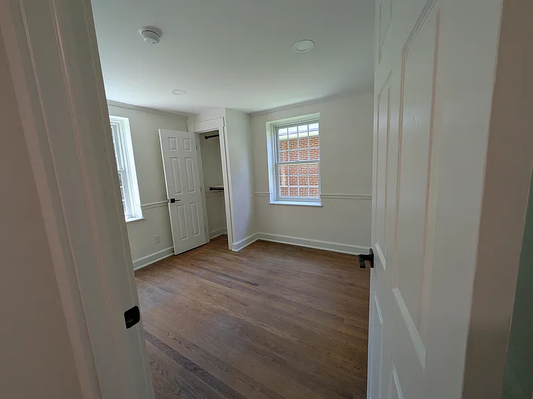 Bedroom on main level (4)