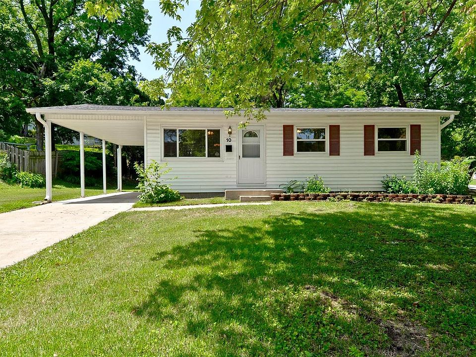 1st image of 10 Ville Teresa Ln