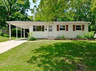 10 Ville Teresa Ln, Hazelwood, MO