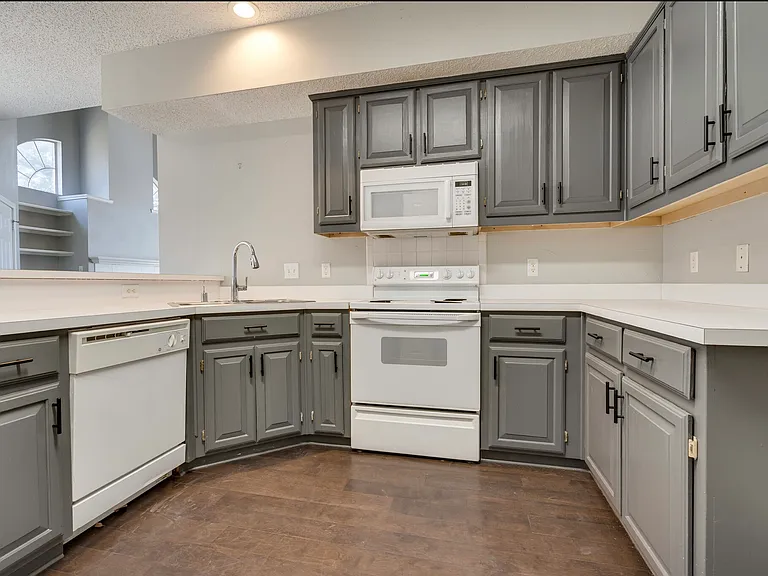 4156 One Place Ln — Photo 7