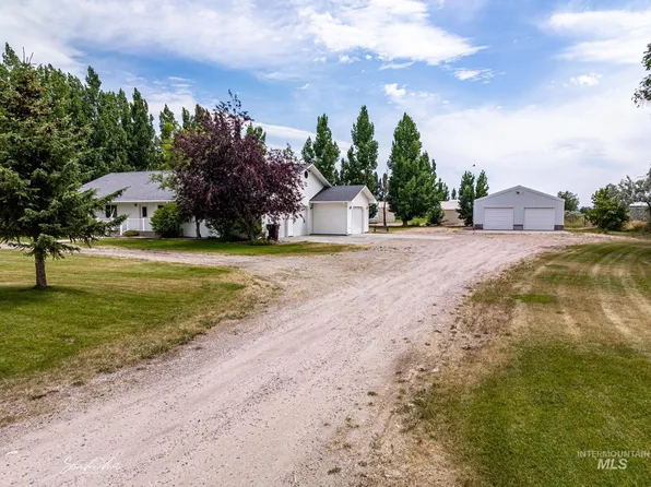 693 E 1400 N, Shelley, ID 83274