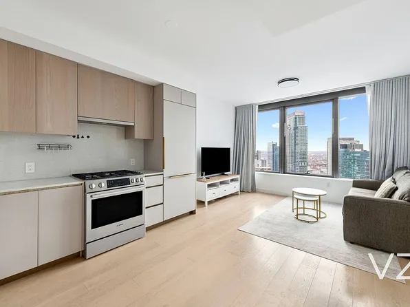 3 Court Sq APT 5005, Long Island City, NY 11101