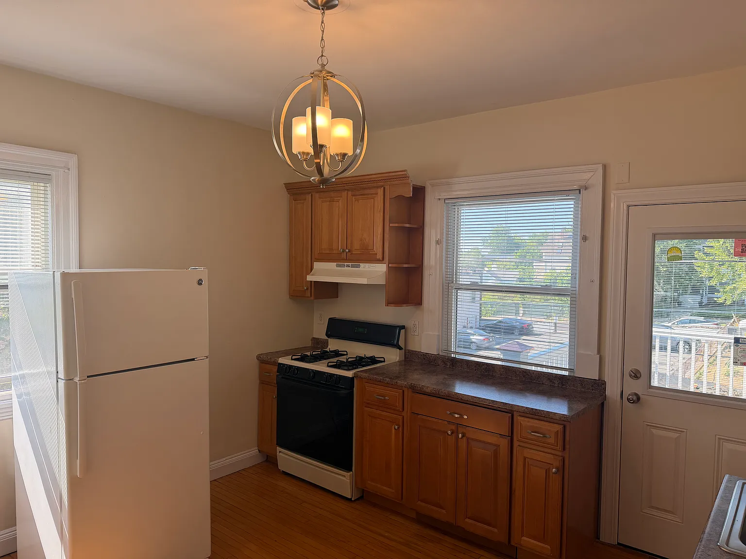 Hastings St, West Roxbury — Photo 2