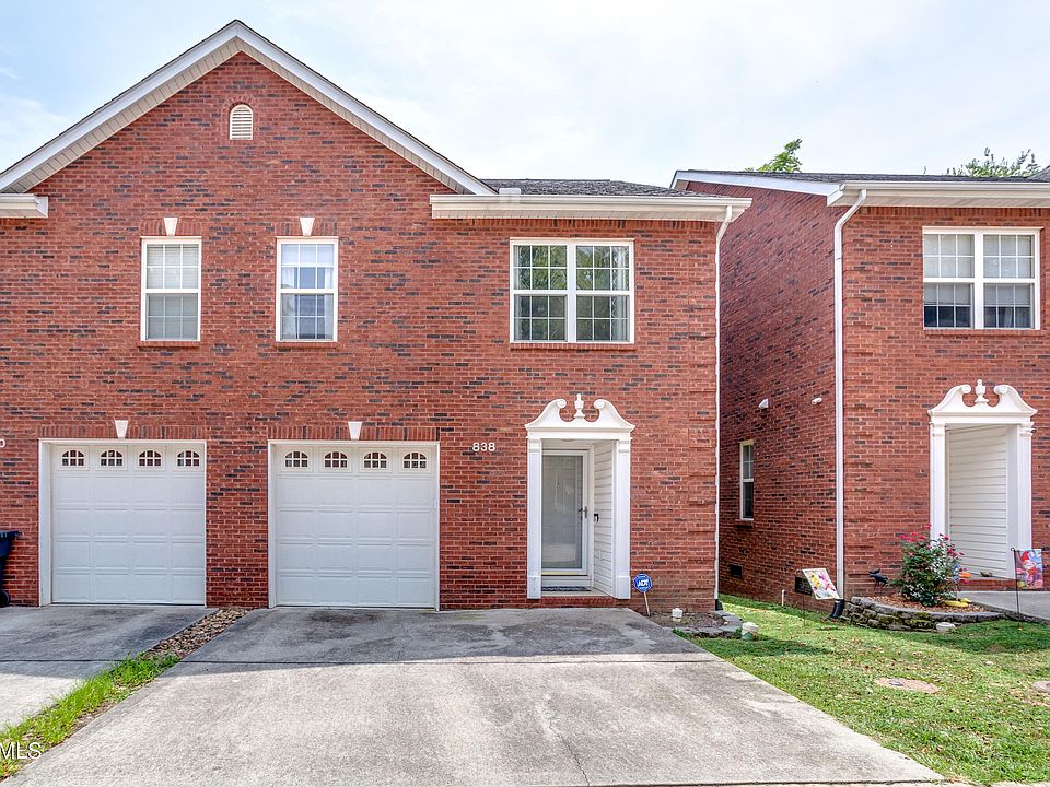 1st image of 838 Blue Spruce Way