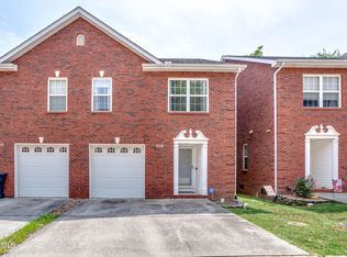 838 Blue Spruce Way, Knoxville, TN 37912