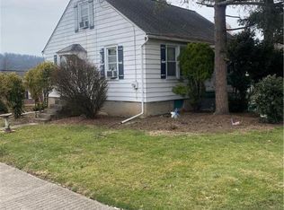 1103 Spring St, Bethlehem, PA 18018