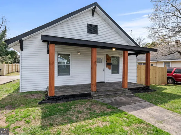 303 Carleeta St, Barnesville, GA 30204