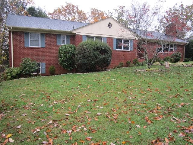 1st image of 108 N Skyland Dr