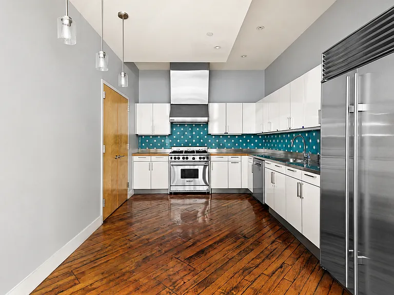 85 N 3rd St #205 — Photo 3