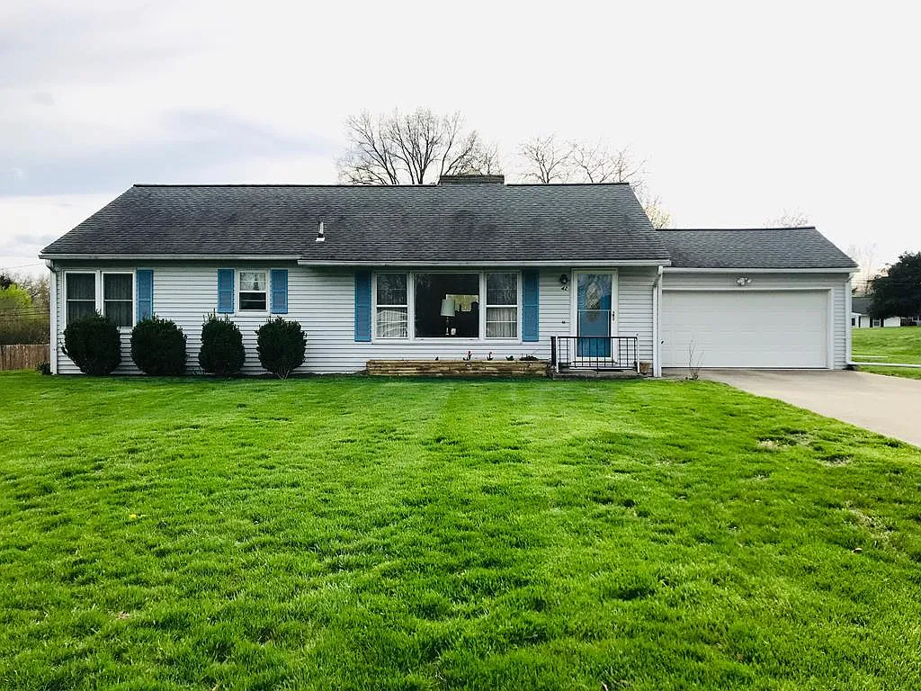 42 Fruit Hill Dr photo 1