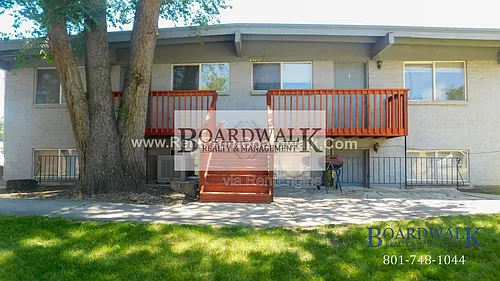 4653 W Harman Dr #3 Photo 1