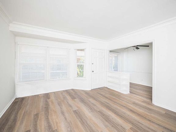 5th image of 820 S Serrano Ave #49820