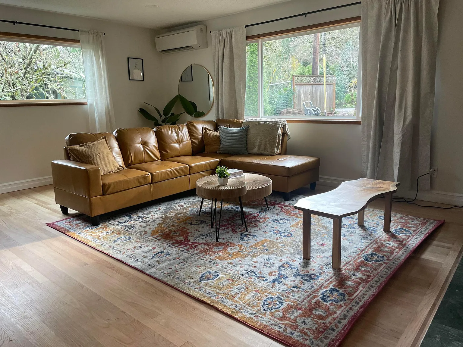 5 bed, 3983 sqft, $7,500 — Photo 4