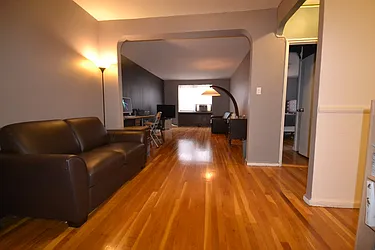 Rented by Silverstein Collection LLC 