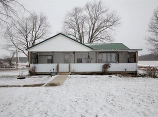 2323 N 1550th St, Brownstown, IL 62418