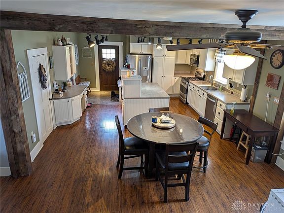 5th image of 2450 Beaver Valley Rd