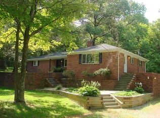 7587 W Airport Rd, Bloomington, IN 47403