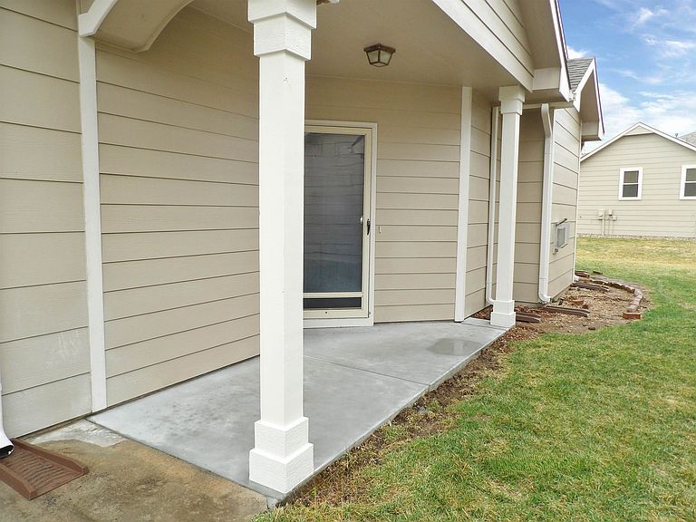 Listing photo 4