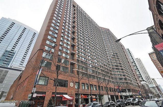 1st image of 211 E Ohio St APT 2719