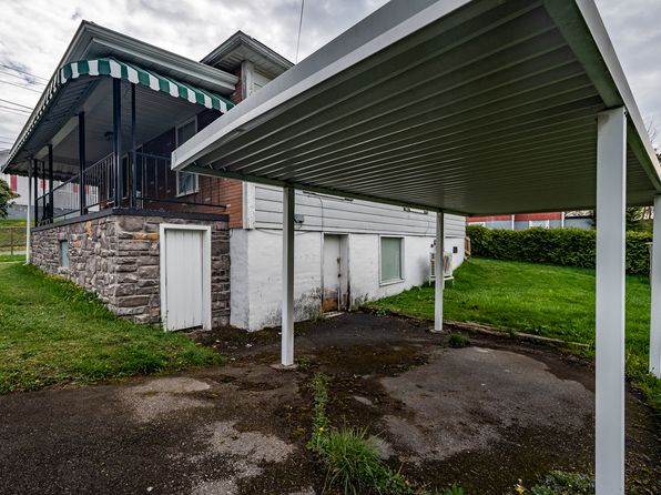 224 N Vance Dr