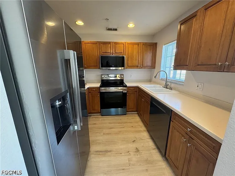 9445 Ivy Brook Run #1106 — Photo 3